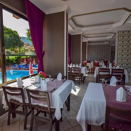 Hotel Siesta İçmeler